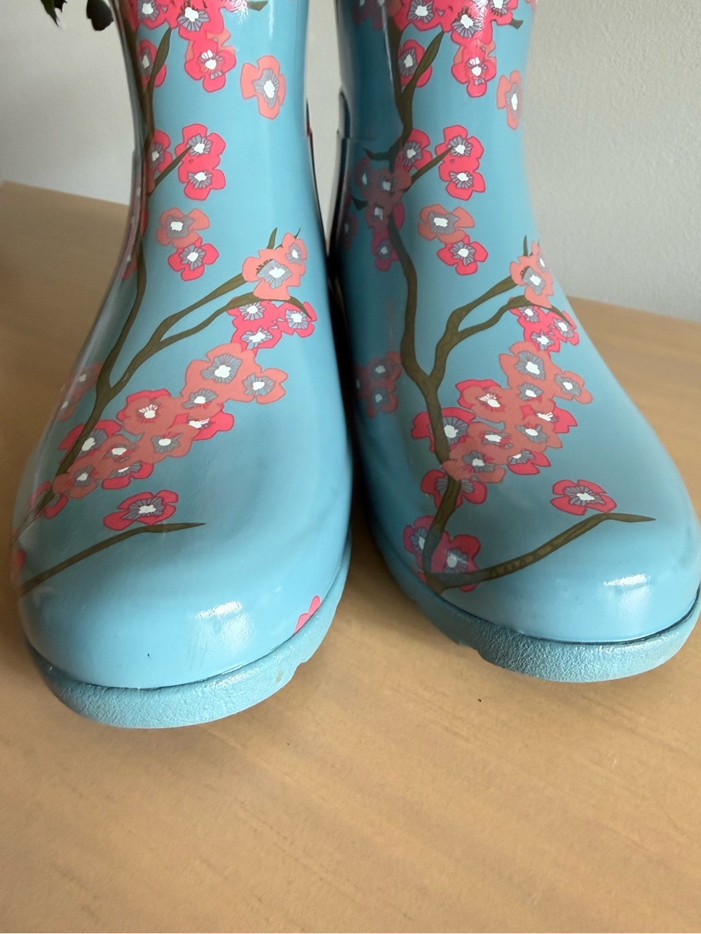 Hunter Refined Blossom Print Short Boots Cherry Blossoms on Blue 7 - Picture 5 of 10